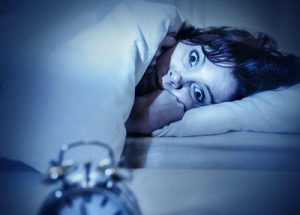 Nhận biết biểu hiện giấc ngủ không chất lượng và cách cải thiện
