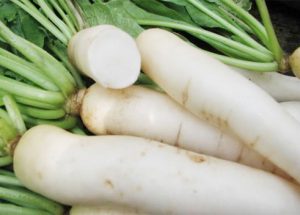 9 tác dụng của củ cải trắng với sức khỏe và làm đẹp
