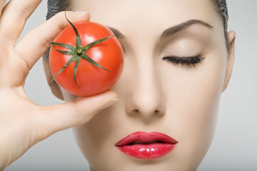 Phương pháp trị nám da đơn giản nhất bằng cà chua